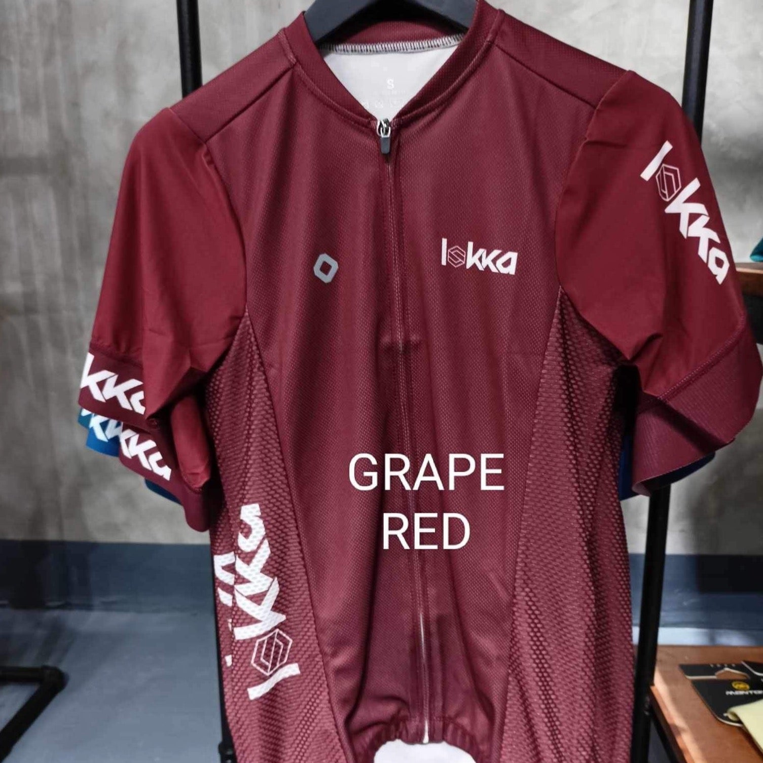 LOKKA GRAPERED SHORTSLEEVE JERSEY